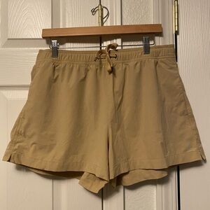 Everlane Tan Athletic Women's Shorts